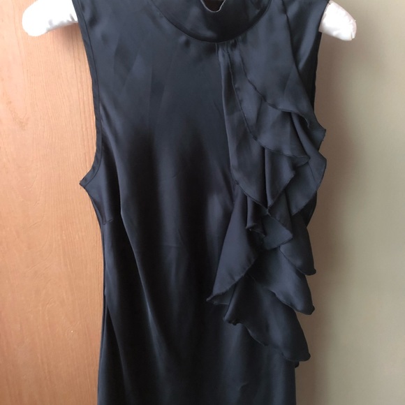 Tops - Picture 4 of 7